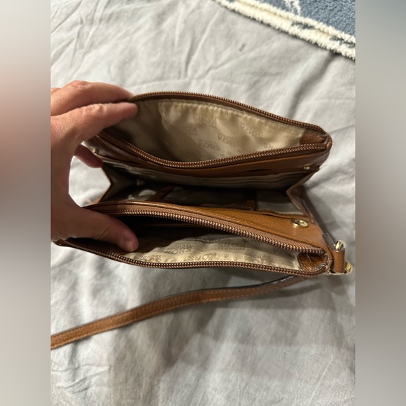 Michael Kors Crossbody - Picture 9 of 10